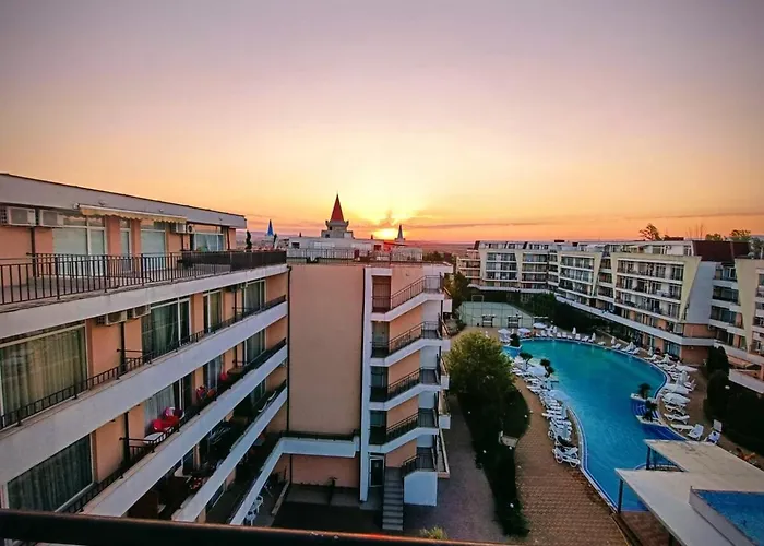 Luxury Penthouse Studio With Outdoor Hot Tub And Panoramic Views Апартаменти *