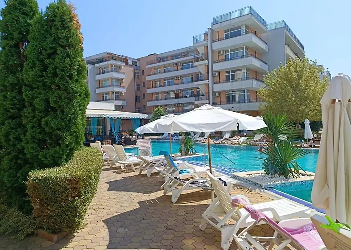 Luxury Penthouse Studio With Outdoor Hot Tub And Panoramic Views