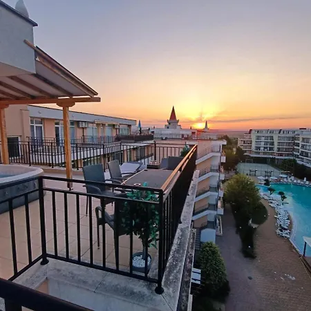 Luxury Penthouse Studio With Outdoor Hot Tub And Panoramic Views *