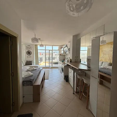 Luxury Penthouse With Outdoor Hot Tub And Panoramic Views * Sunny Beach